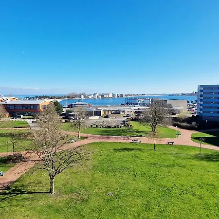 F04-004 ハイリゲンハーフェン